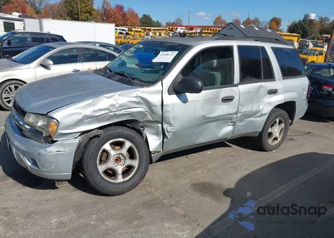 2007 Chevrolet Trailblazer Ls from USA, damaged, VIN 1GNDS13SX72157023